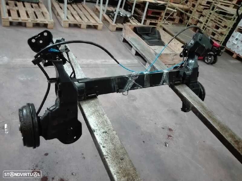 CHARRIOT TRASEIRO PEUGEOT 207 1950 - 4