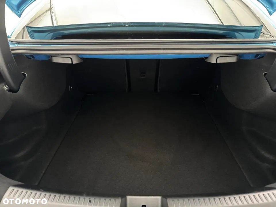 Mercedes-Benz CLA 180 AMG Line 7G-DCT - 23