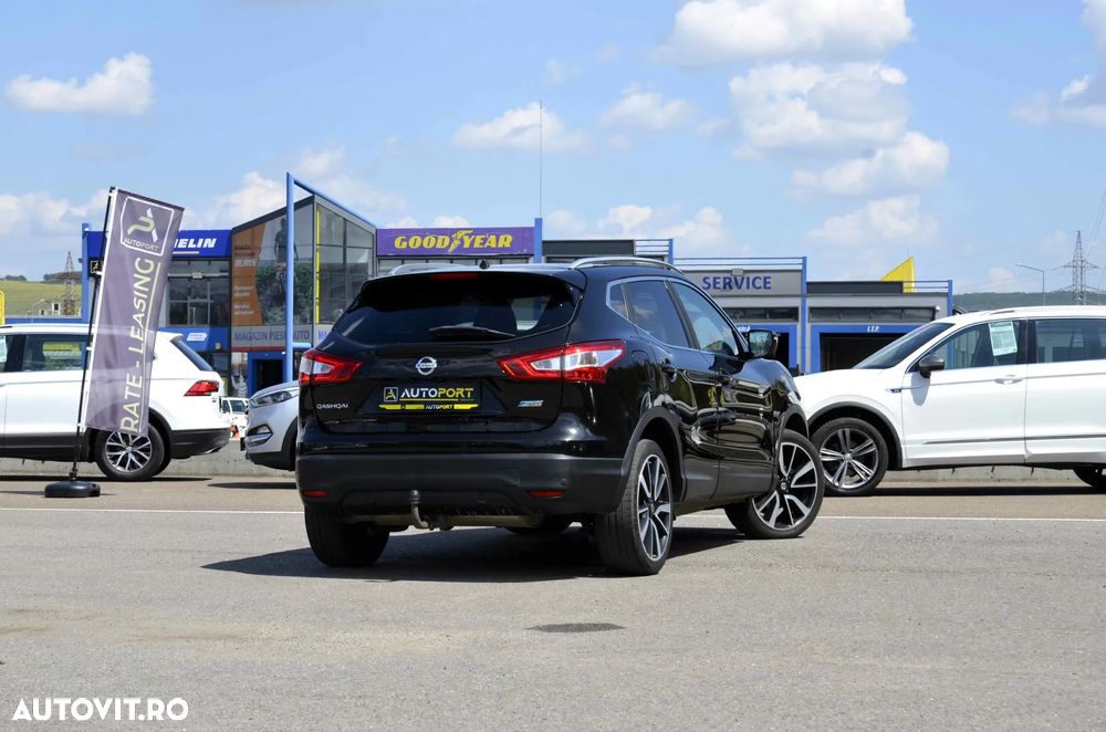 Nissan Qashqai 1.6 DCI TEKNA+ - 4