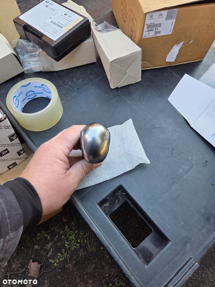 Gałka dźwigni zmiany biegów Peugeot 508 I Automat 98020482ZE - 1