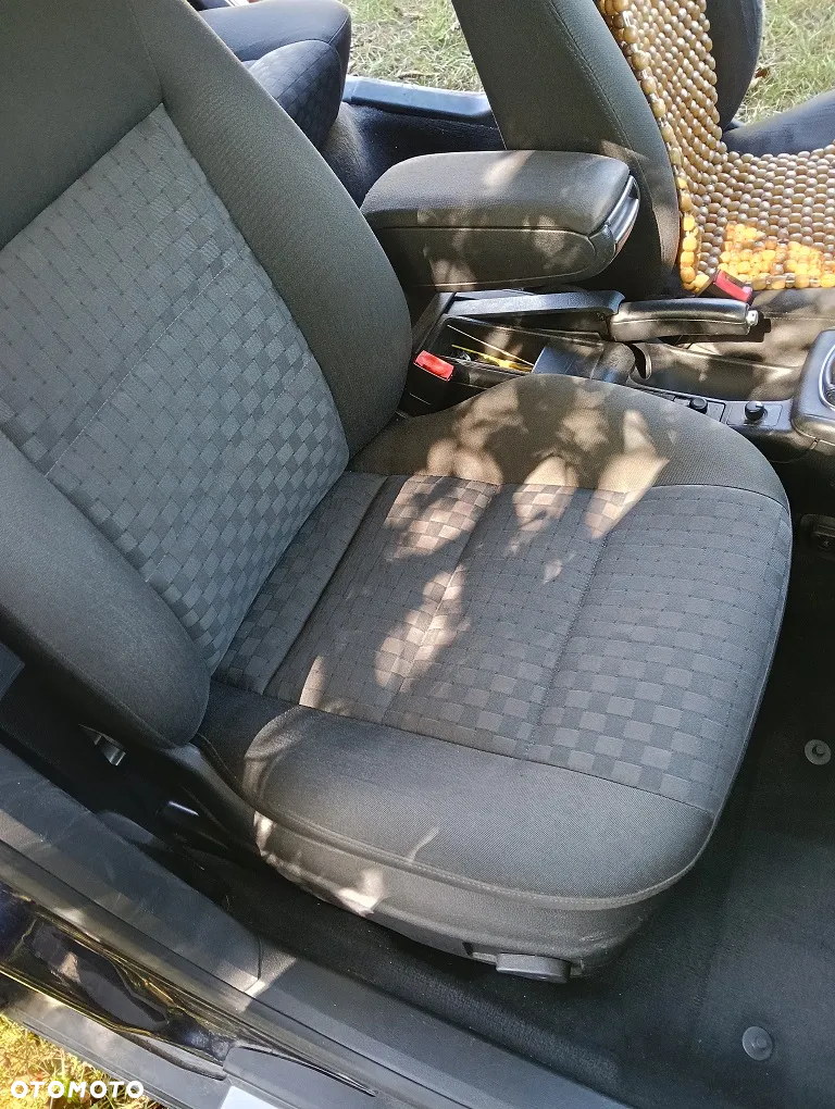 Audi A6 Avant 1.8T - 14