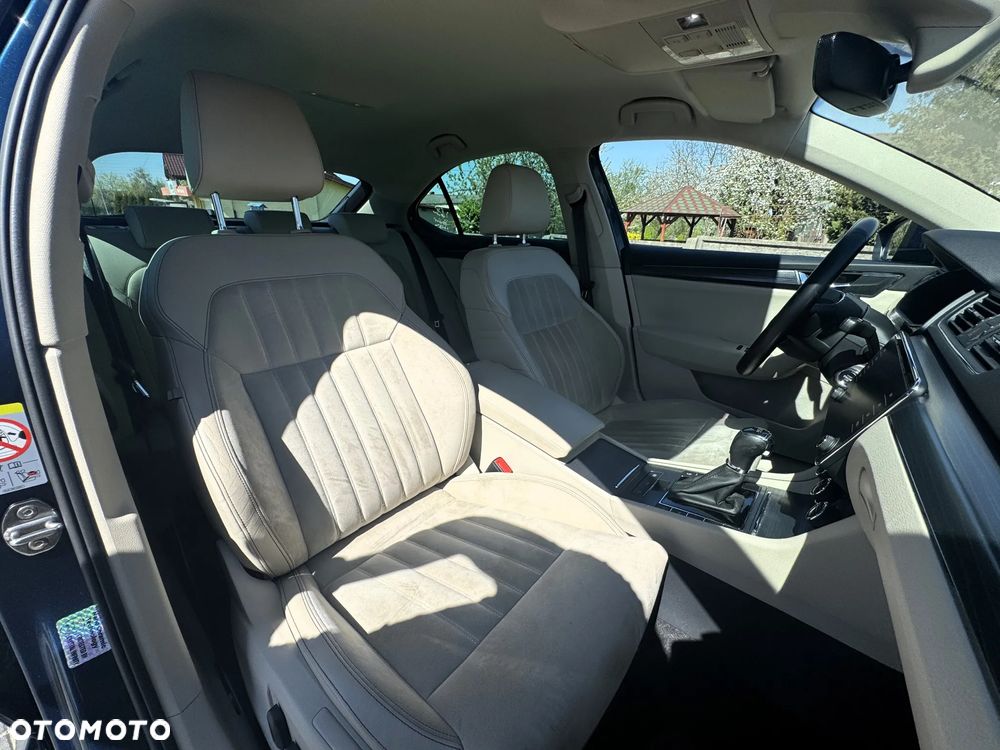 Skoda Superb 2.0 TDI SCR Style DSG - 18
