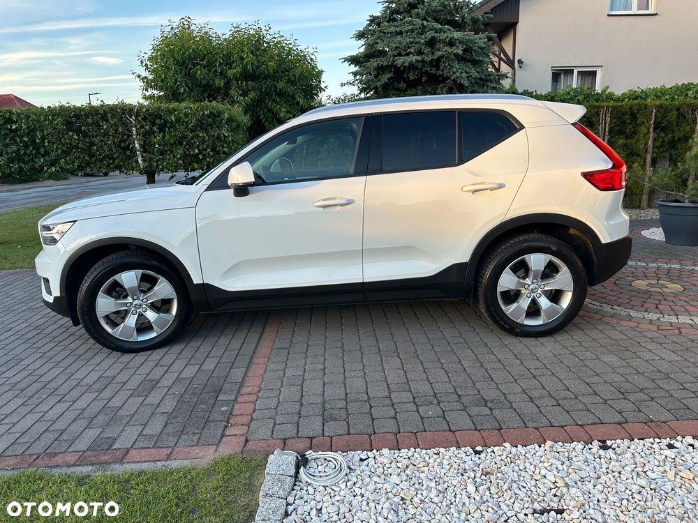 Volvo XC 40 T3 Geartronic Momentum - 23