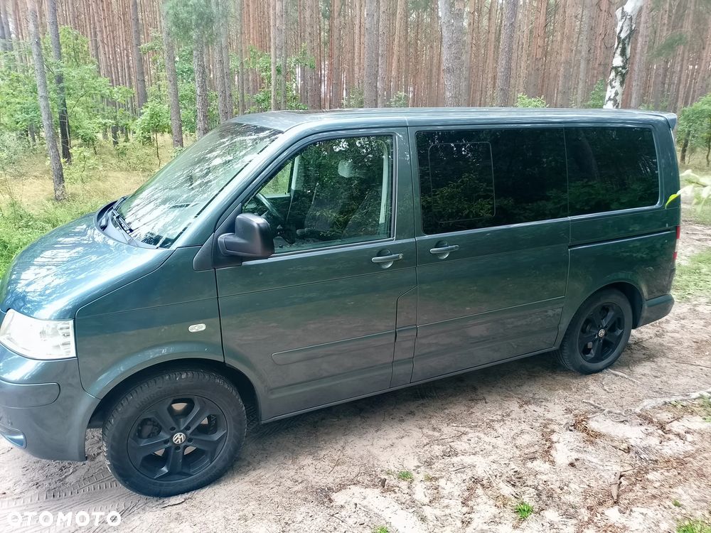 Volkswagen Multivan - 1