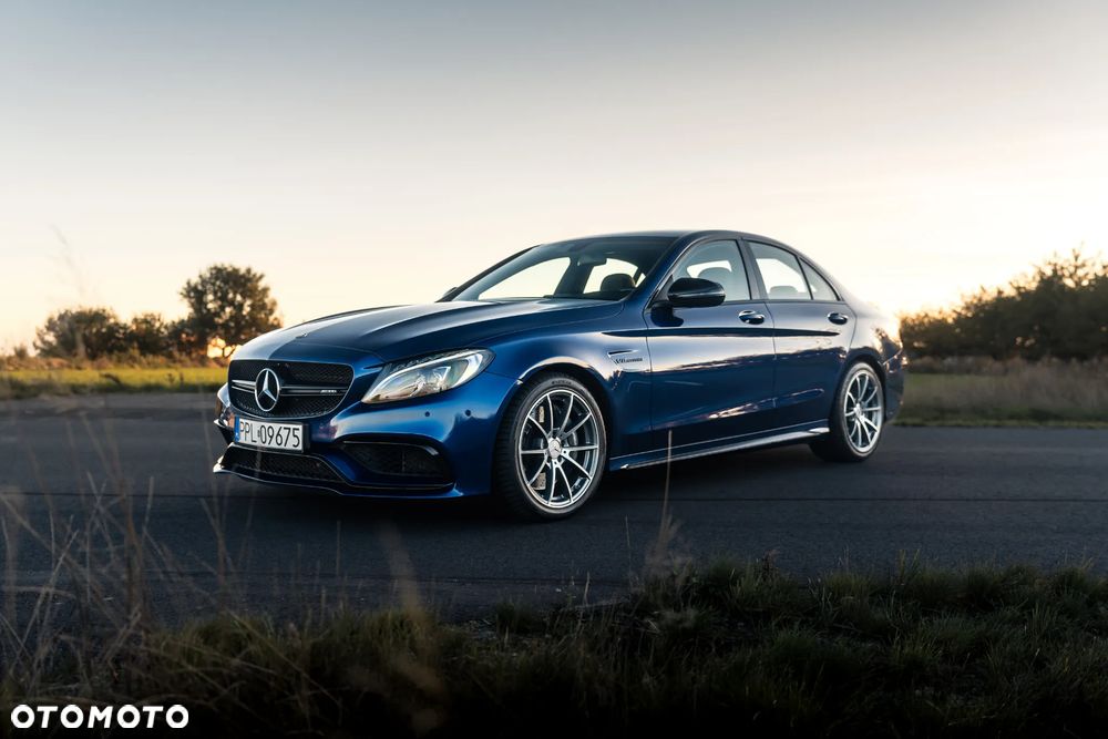 Mercedes-Benz Klasa C AMG 63 AMG Speedshift 7G-MCT - 2