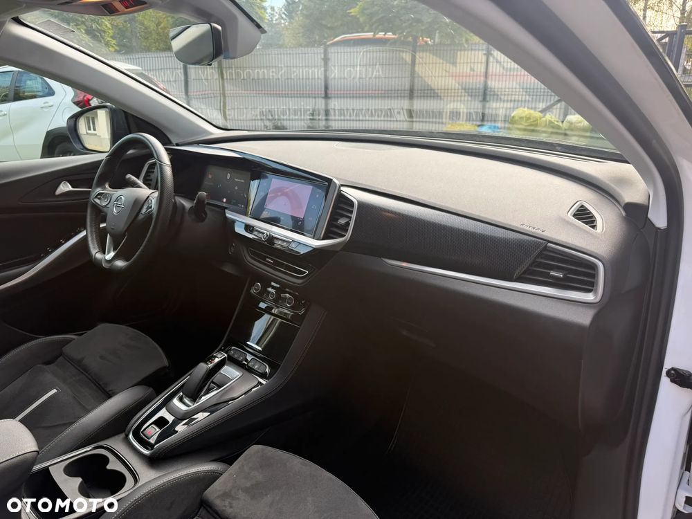 Opel Grandland Plug-in-Hybrid 1.6 DI Automatik GS Line - 14