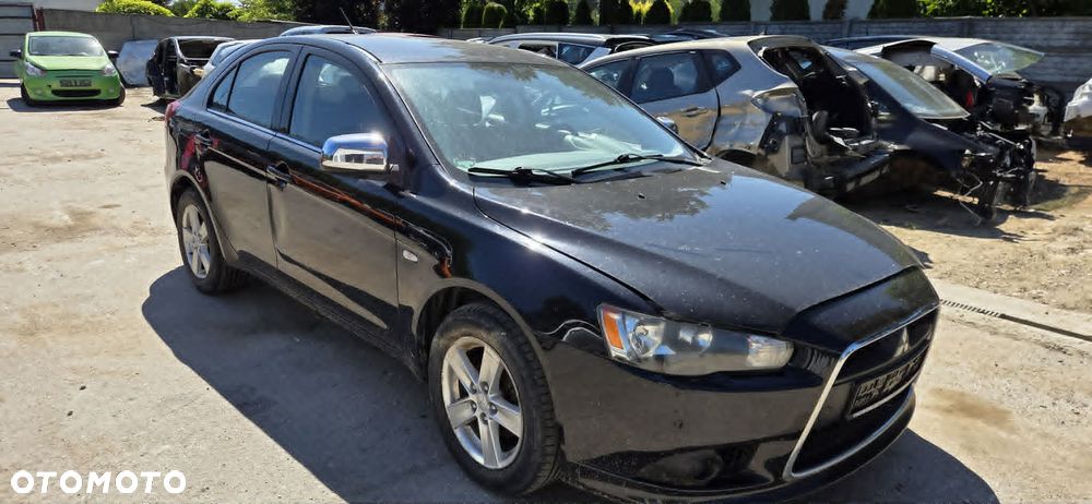 MITSUBISHI LANCER X lampa prawy przód - 2