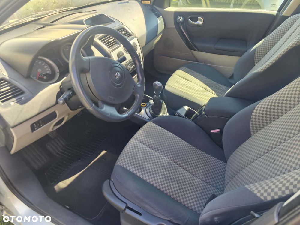 Renault Megane 2.0 Luxe Dynamique - 6