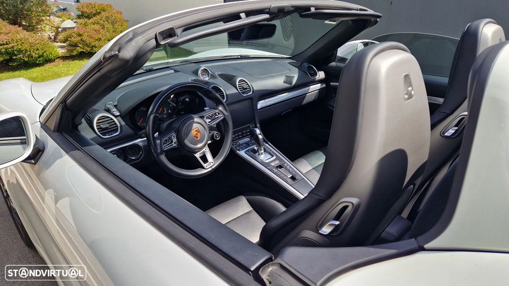 Porsche 718 Boxster - 12
