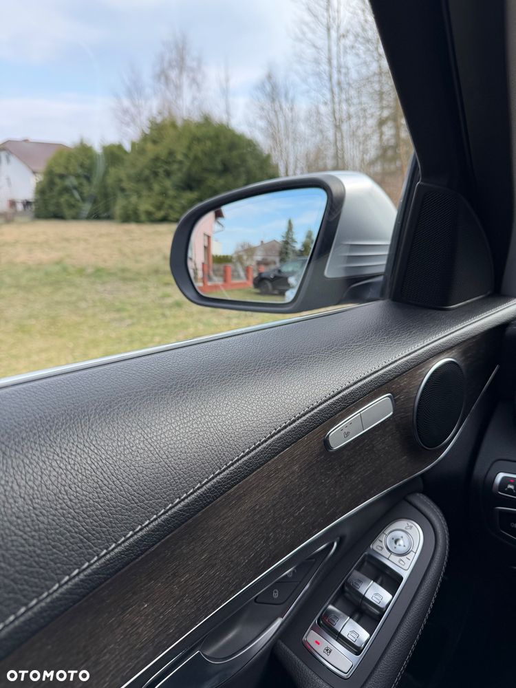 Mercedes-Benz Klasa C 300 d 9G-TRONIC Avantgarde - 15