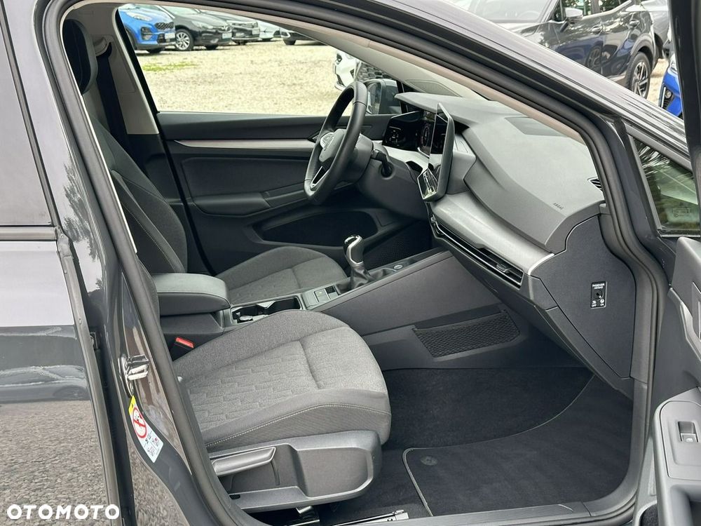 Volkswagen Golf - 18