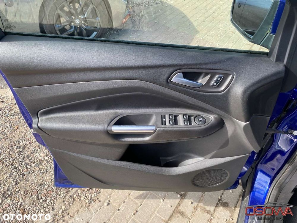 Ford Kuga - 26