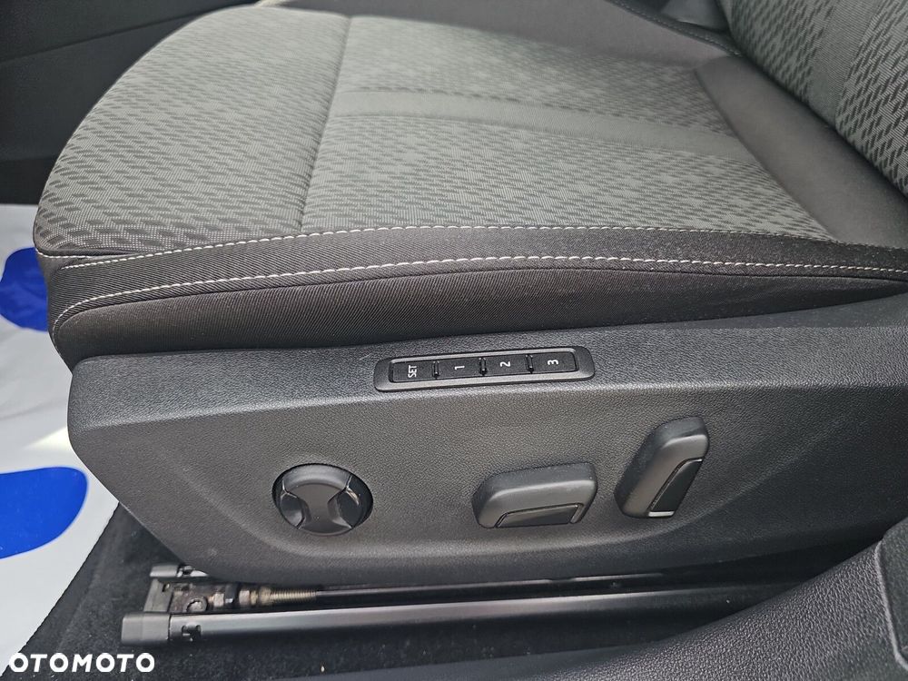 Skoda Octavia 2.0 TDI Style DSG - 40