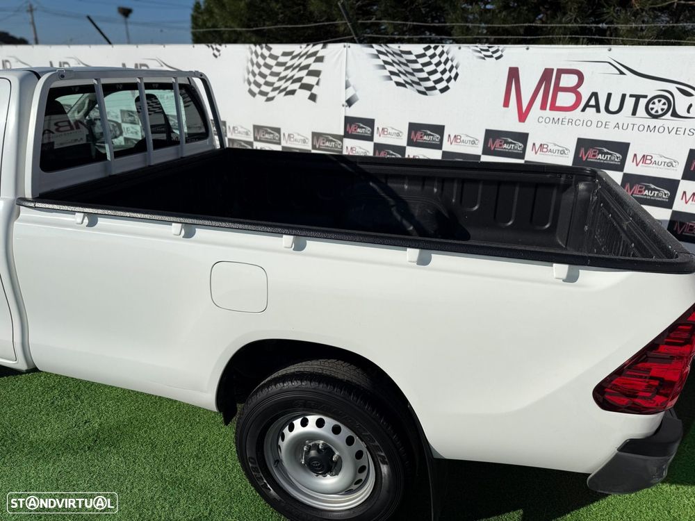 Toyota Hilux 2.4 D-4D 4WD CE CH - 7