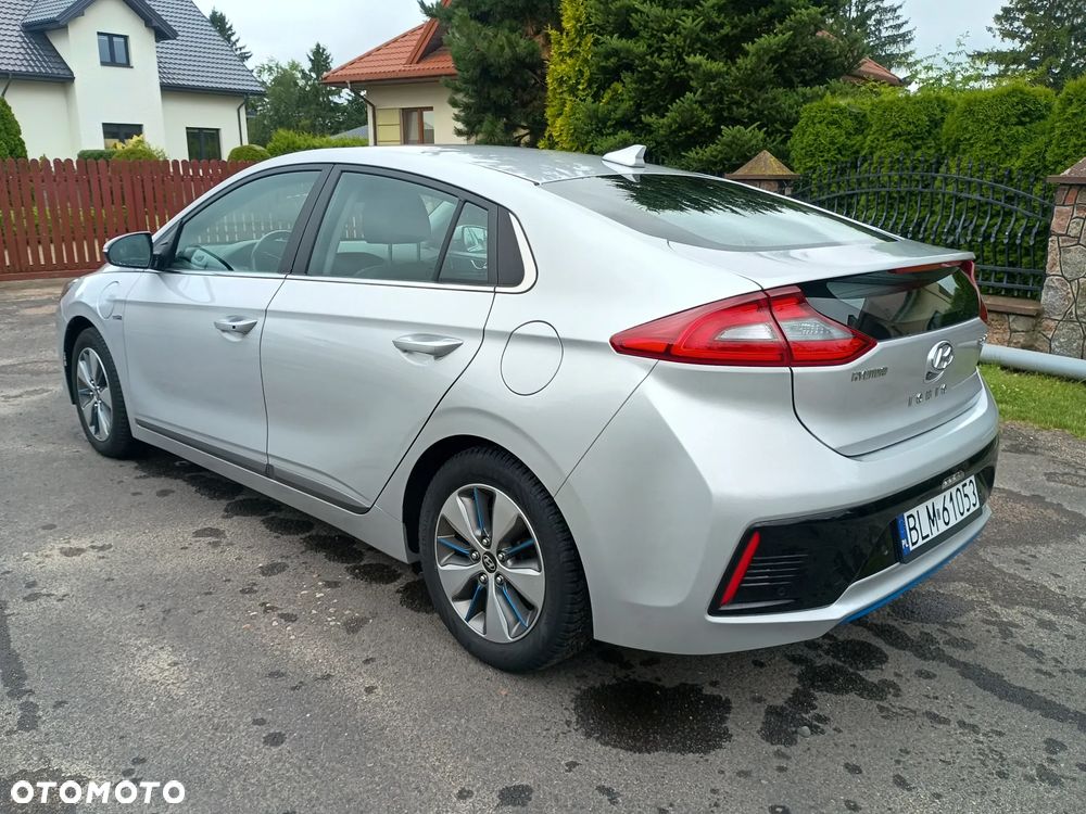 Hyundai IONIQ 1.6 GDI Premium - 3