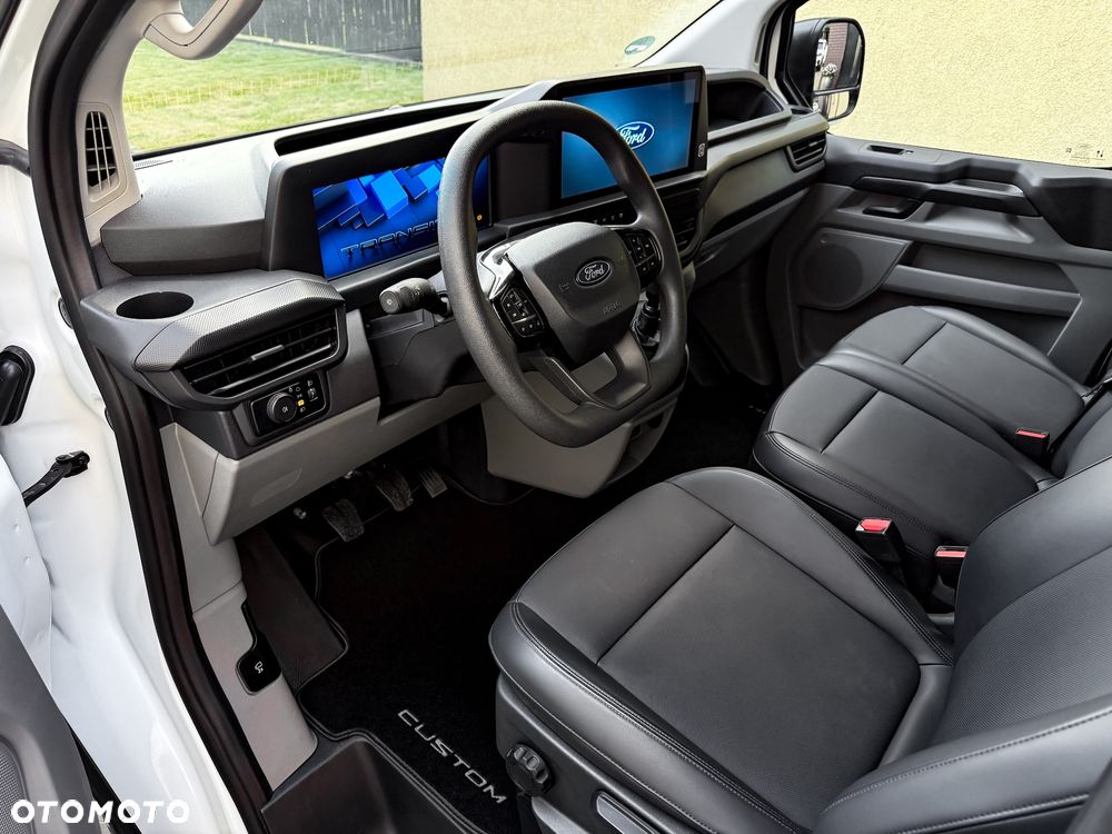 Ford Transit Custom - 13