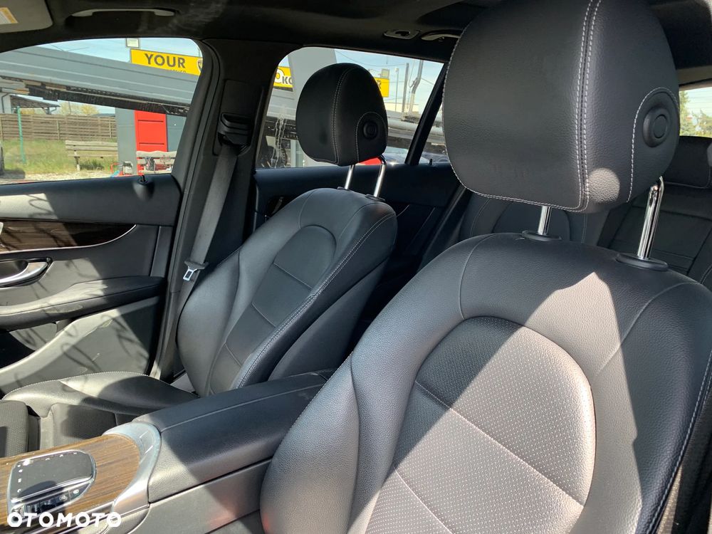 Mercedes-Benz GLC 300 4Matic 9G-TRONIC - 13