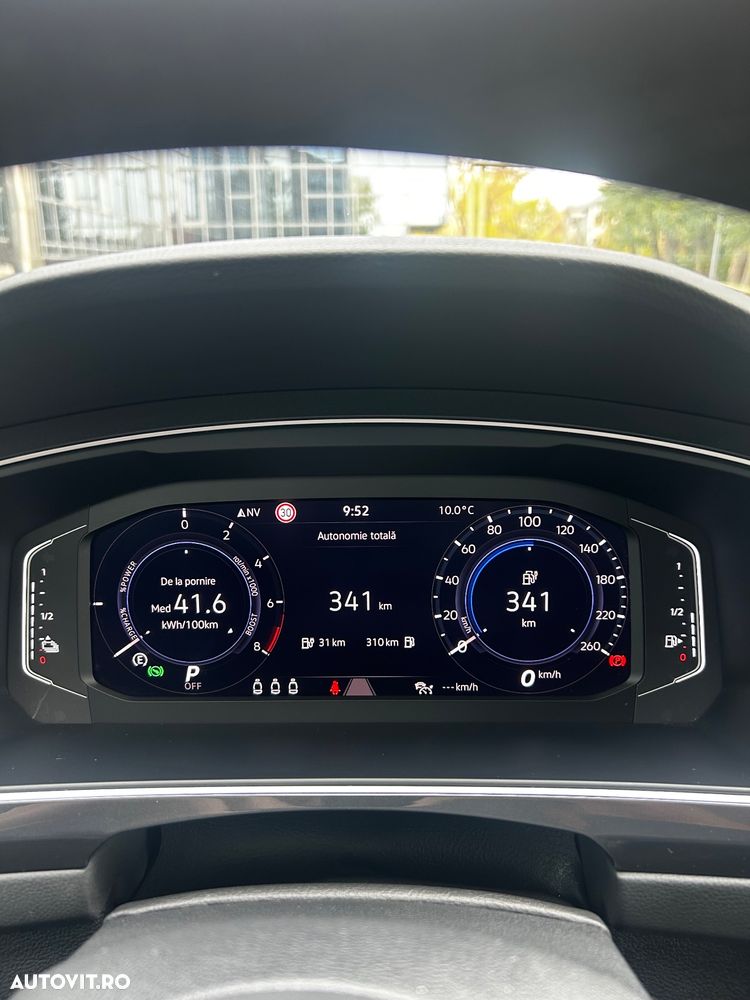 Volkswagen Tiguan - 22