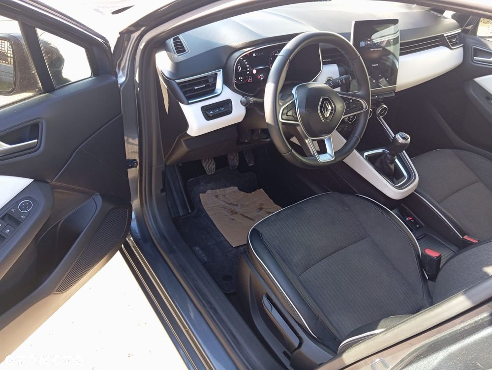 Renault Clio TCe 90 TECHNO - 30