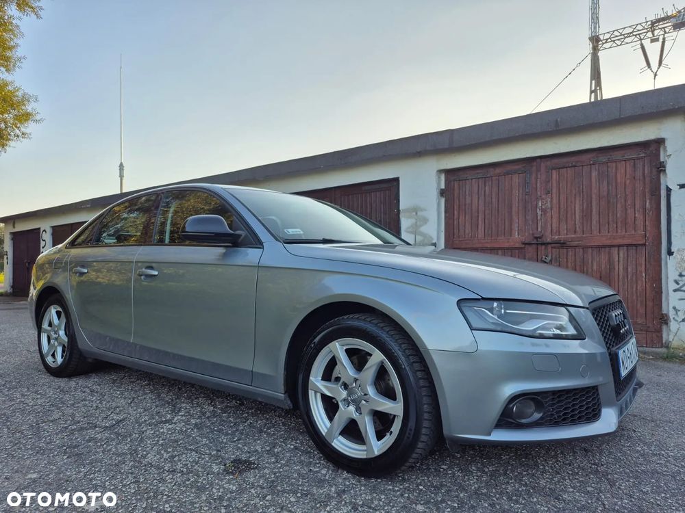 Audi A4 - 4