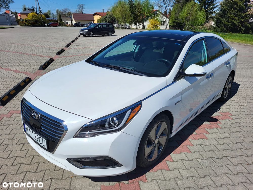 Hyundai Sonata - 11