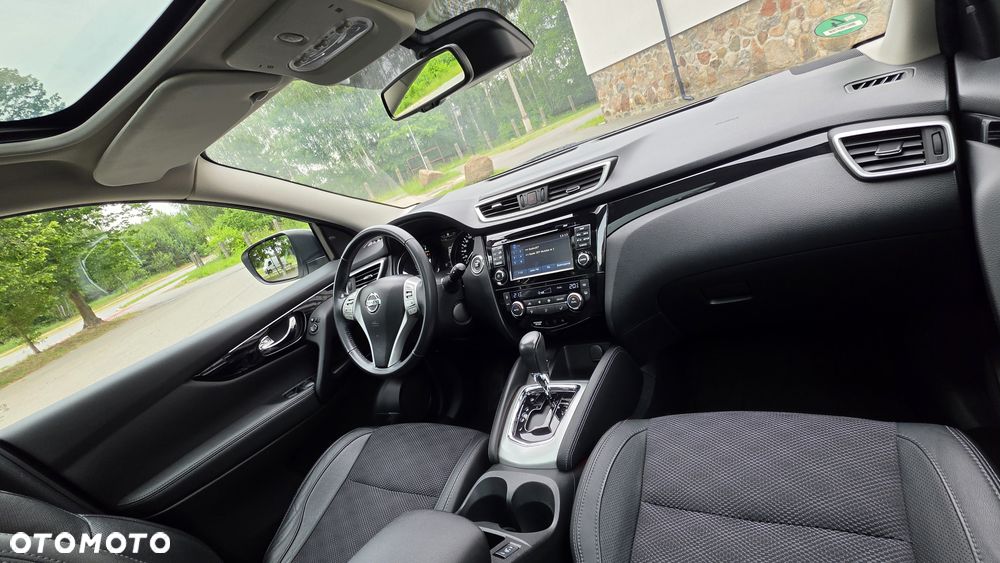 Nissan Qashqai 1.2 DIG-T Xtronic TEKNA+ - 31