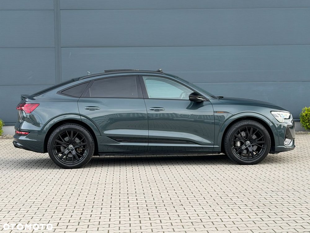 Audi e-tron 55 Quattro S Line - 11