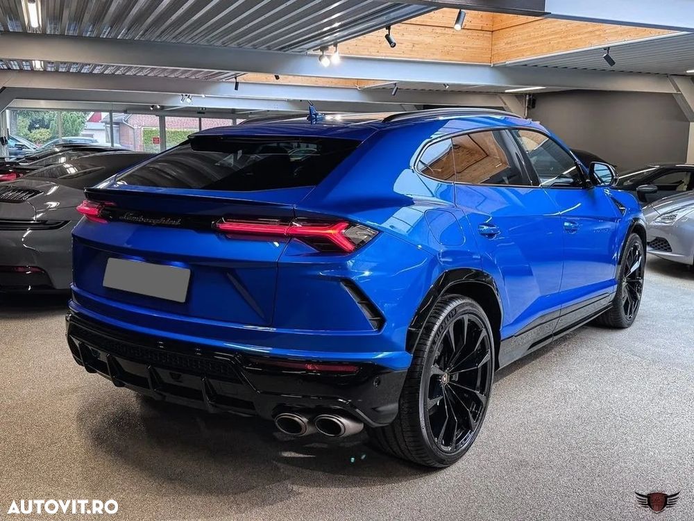 Lamborghini URUS Standard - 5