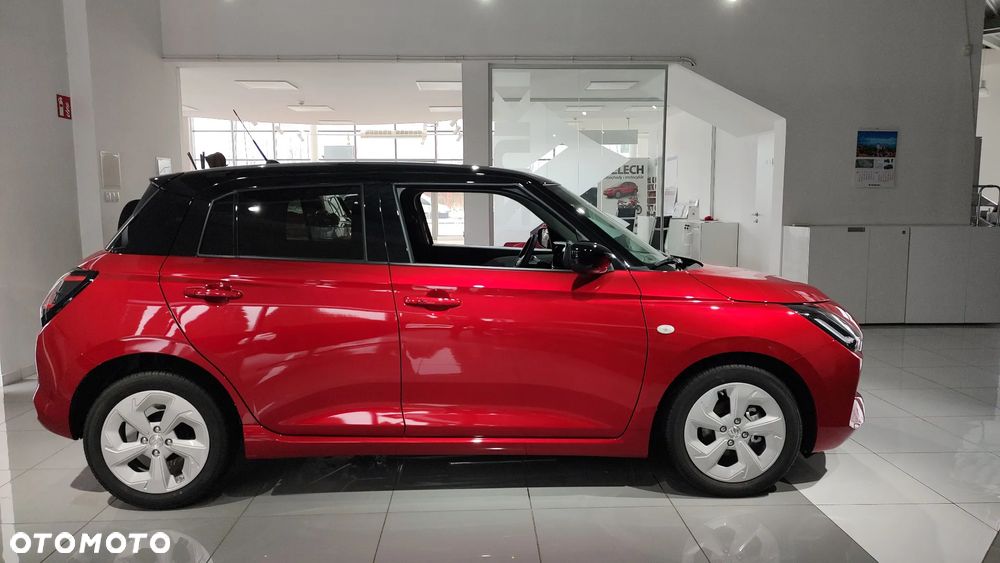 Suzuki Swift 1.2 Dualjet SHVS Premium Plus CVT - 11