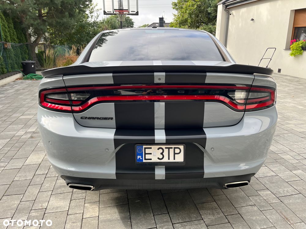 Dodge Charger - 10