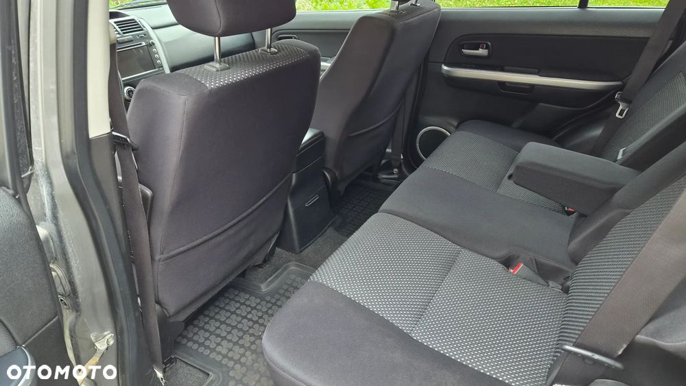 Suzuki Grand Vitara 2.0 Comfort - 13