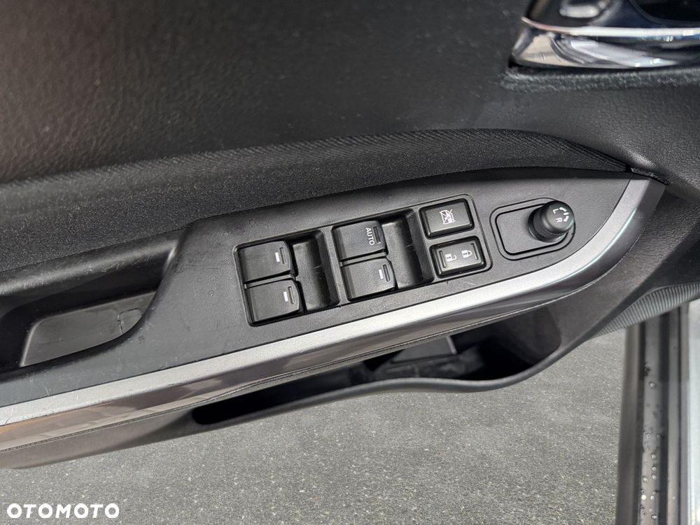 Suzuki Vitara - 26