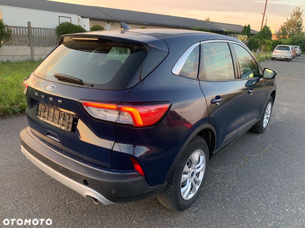 Ford Kuga - 18
