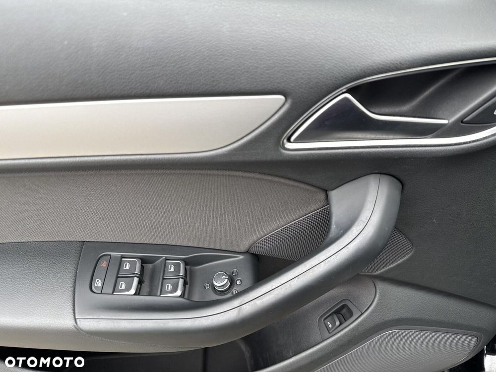 Audi Q3 1.4 TFSI Sport S tronic - 17