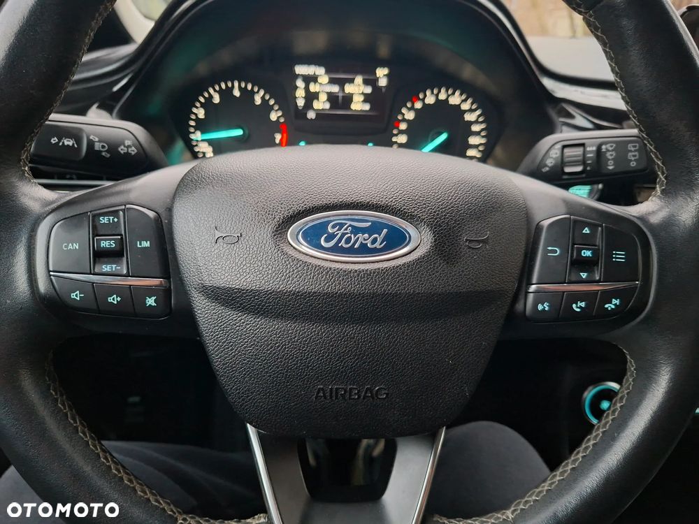 Ford Fiesta 1.0 EcoBoost S&S TITANIUM - 21