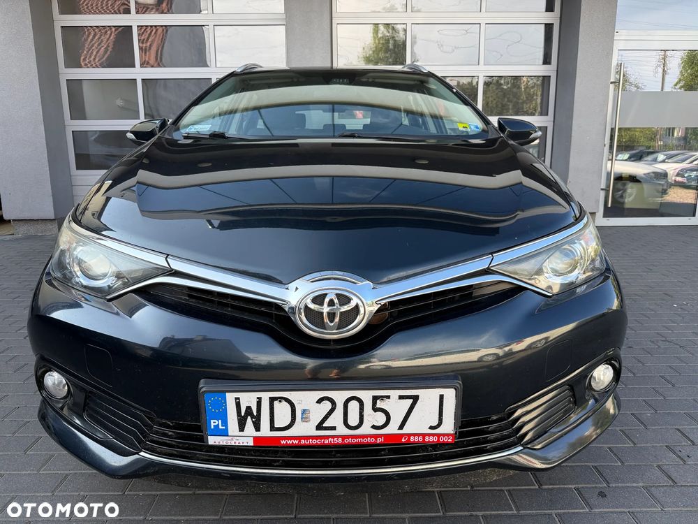 Toyota Auris 1.6 Premium - 2
