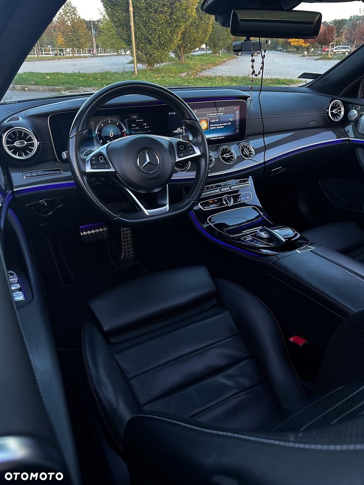 Mercedes-Benz Klasa E 220 d 4-Matic 9G-TRONIC - 12