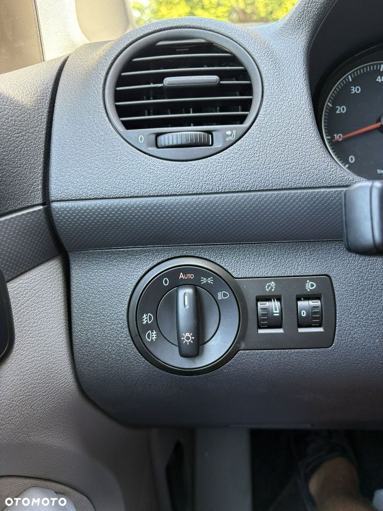 Volkswagen Caddy - 21