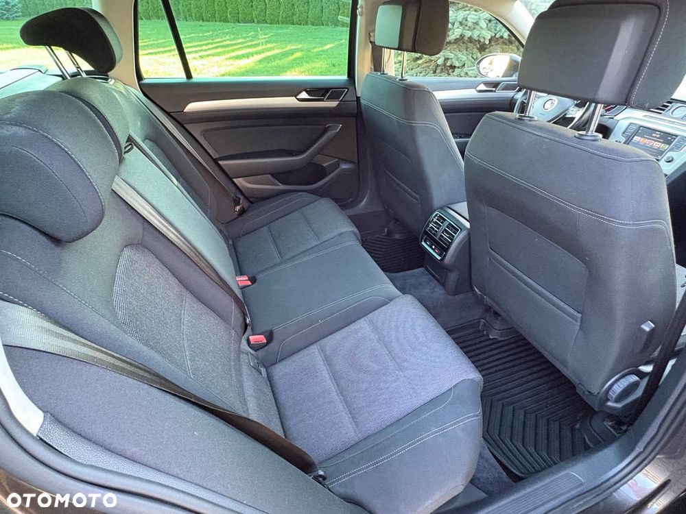 Volkswagen Passat 2.0 TDI BMT Comfortline DSG - 18
