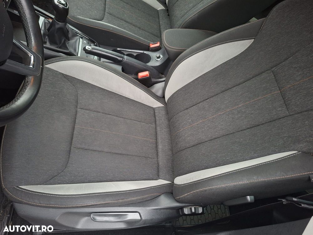 Skoda Kamiq 1.6 TDI Monte Carlo - 29