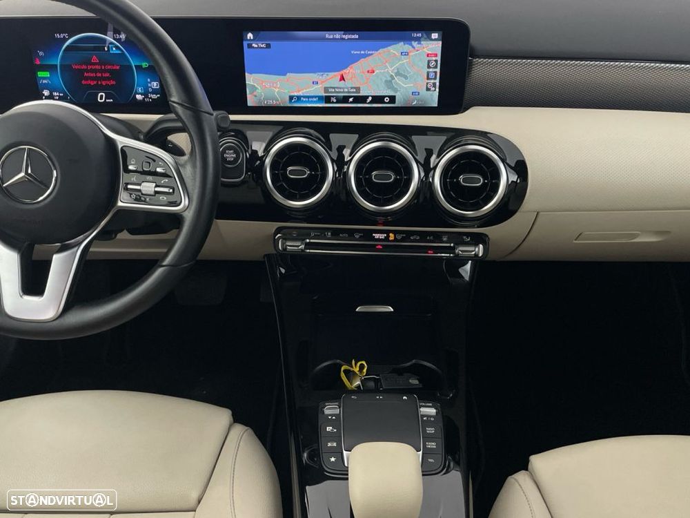 Mercedes-Benz A 250 e Progressive - 15