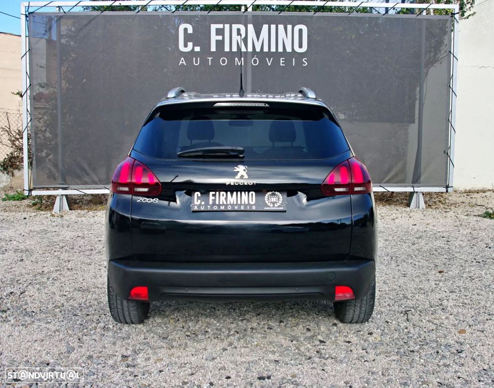 Peugeot 2008 1.2 PureTech Style - 9