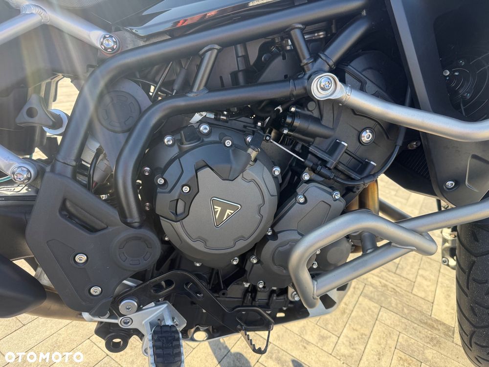 Triumph Tiger - 12