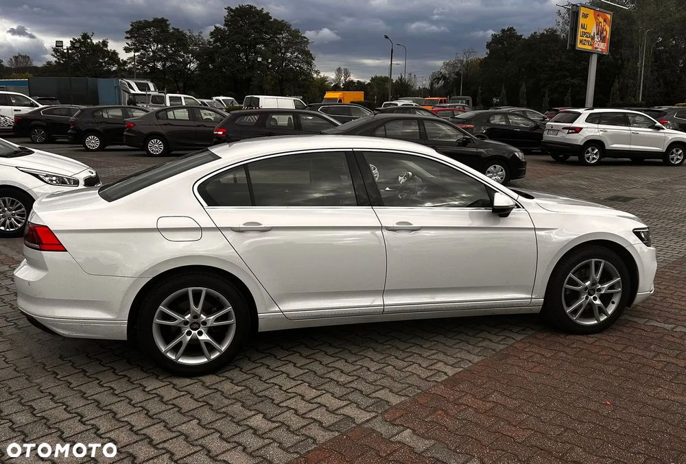 Volkswagen Passat 2.0 TSI Elegance DSG - 37