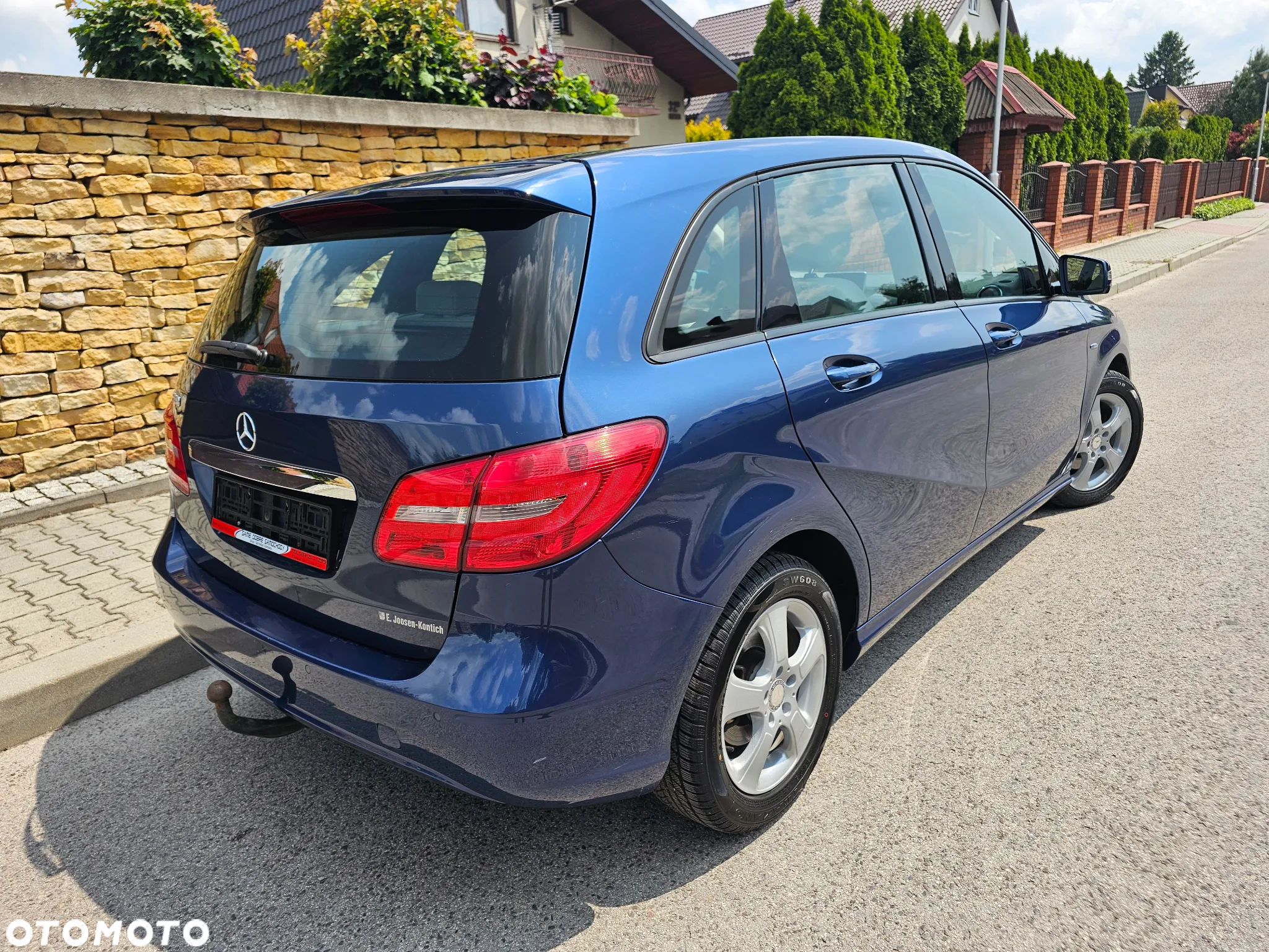 Mercedes-Benz Klasa B 180 Edition - 8
