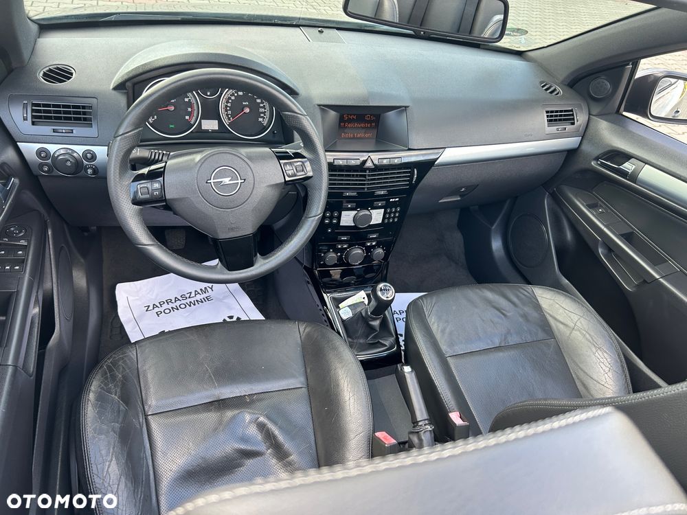 Opel Astra GTC 1.6 Cosmo - 8