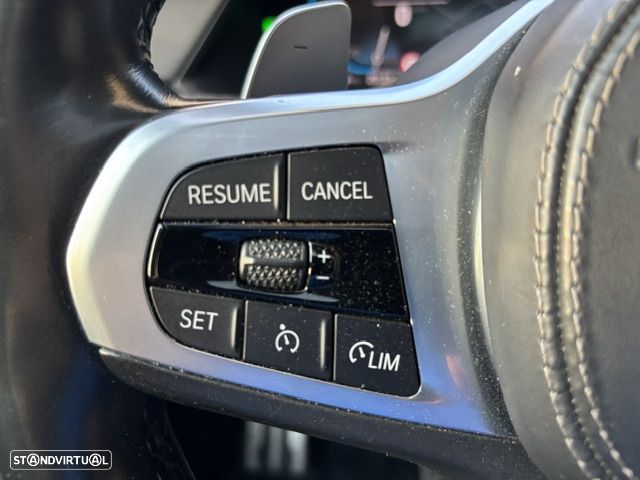 BMW X5 45 e xDrive Pack M - 9