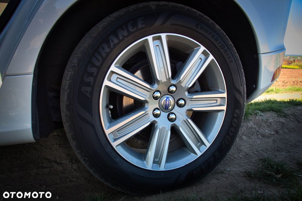 Volvo XC 60 - 16
