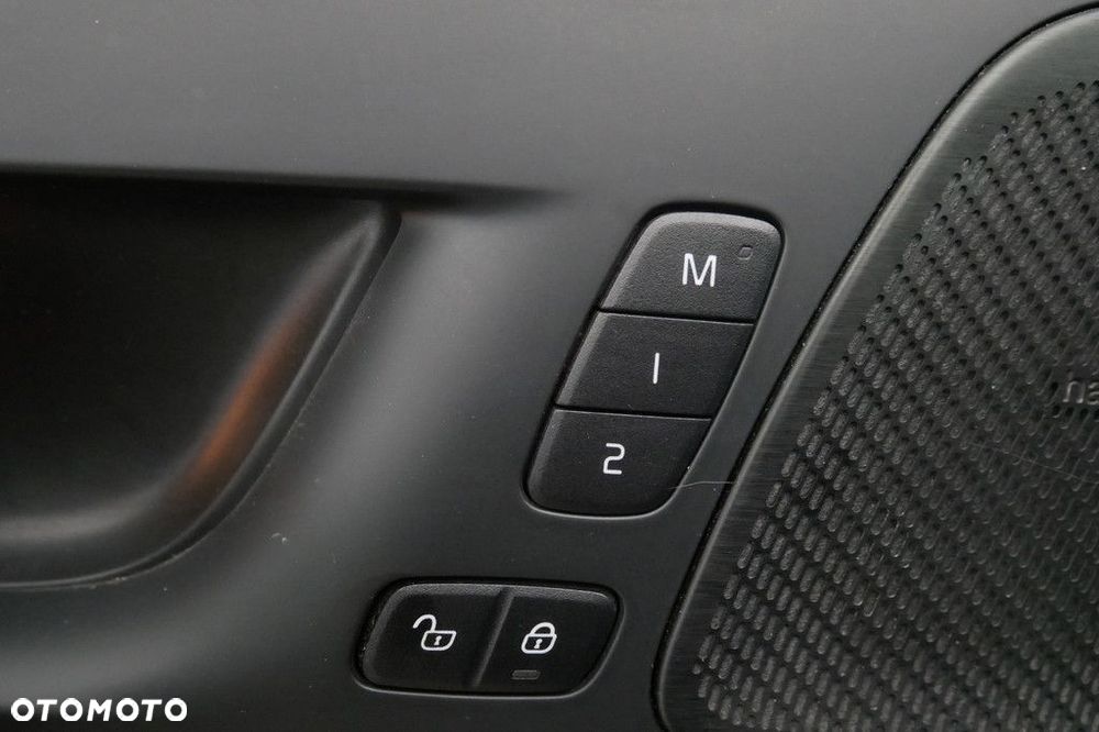 Volvo XC 60 - 20