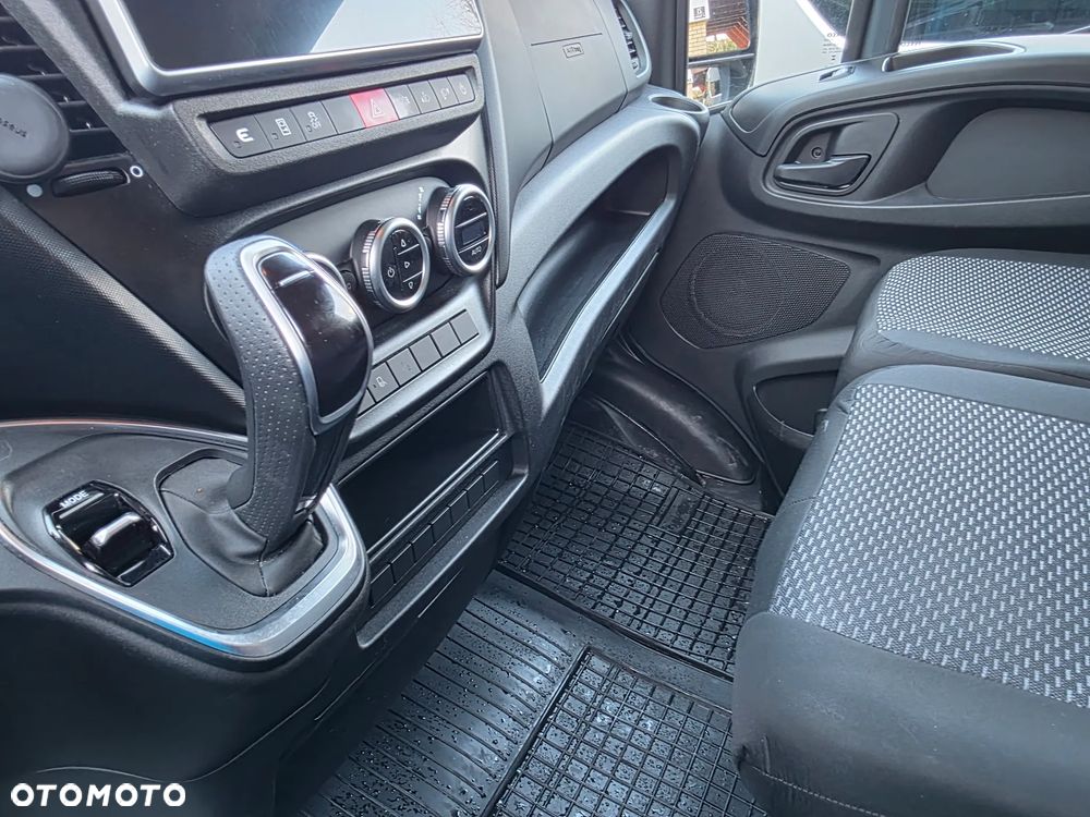 Iveco IVECO DAILY 35S18HA8 V – L3H2 - 32